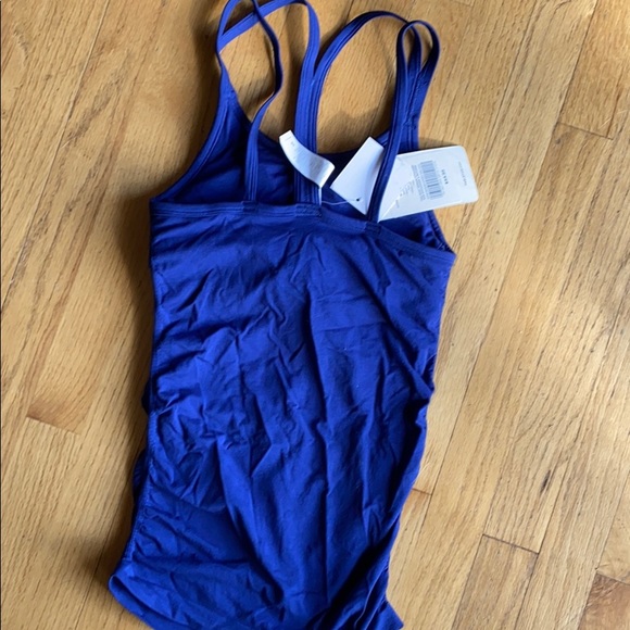 Fabletics small workout tank NEW - Picture 4 of 4